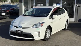 2014 TOYOTA Prius PHEV - Plug-in