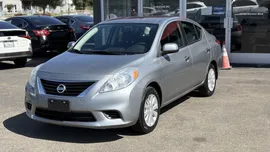 2012 NISSAN Versa
