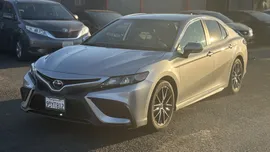 2022 TOYOTA Camry Hybrid SE