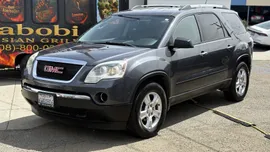 2011 GMC Acadia SLE 1