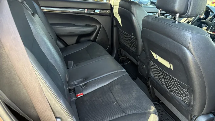 2011 KIA Sorento GLS