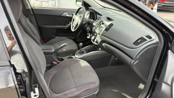 2011 KIA Forte HGS