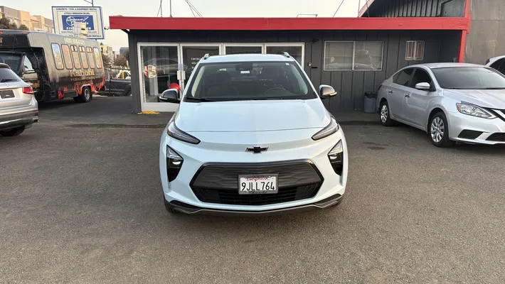 2023 CHEVROLET Bolt EUV LT