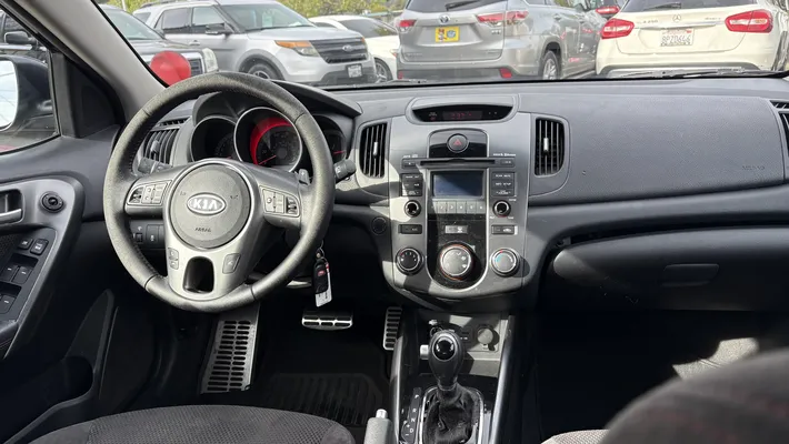 2011 KIA Forte HGS