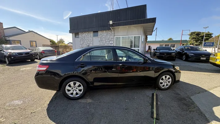 2011 Toyota Camry 