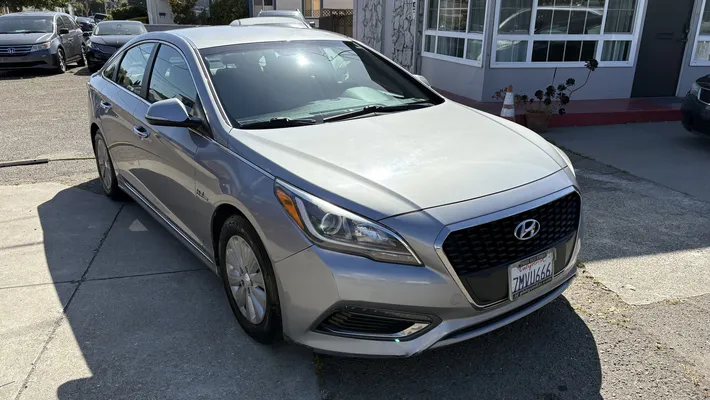 2016 HYUNDAI Sonata Hybrid