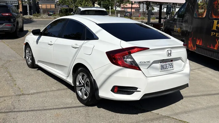 2017 HONDA Civic LX