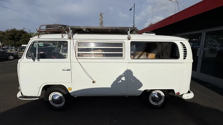 1968 Volkswagen Bus ( Vans )