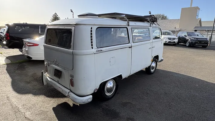 1968 Volkswagen Bus ( Vans )