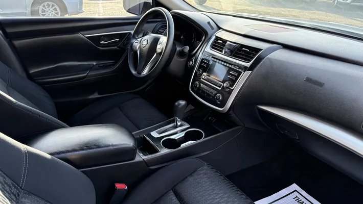 2016 NISSAN Altima