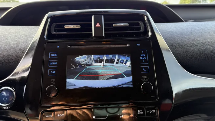 2019 TOYOTA Prius LE