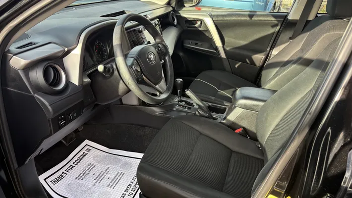 2018 TOYOTA RAV4 LE