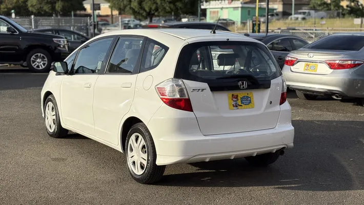 2010 HONDA Fit