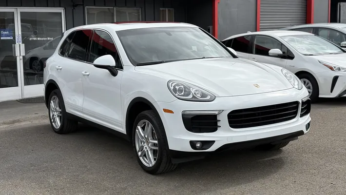 2016 PORSCHE Cayenne