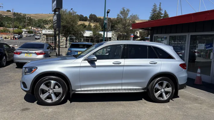 2016 MERCEDES-BENZ GLC-Class Base-4M