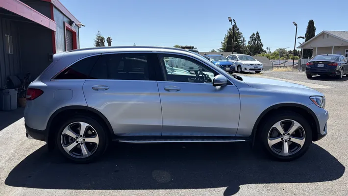 2016 MERCEDES-BENZ GLC-Class Base-4M