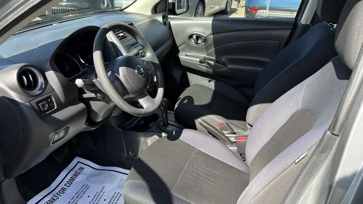 2012 NISSAN Versa