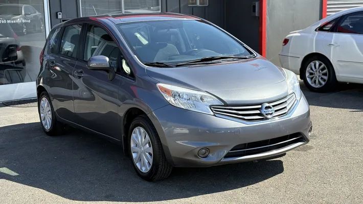 2016 NISSAN Versa Note