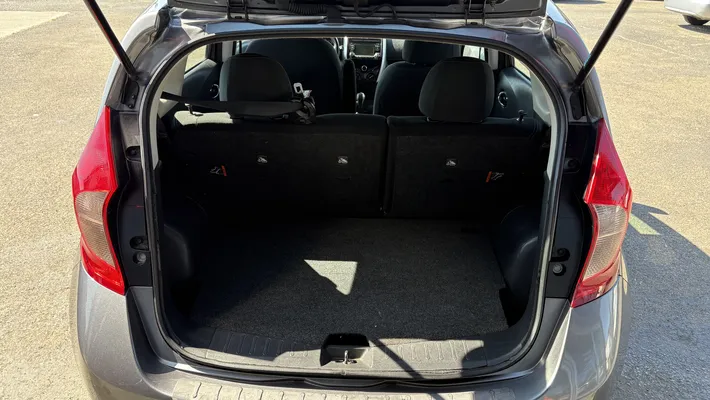 2016 NISSAN Versa Note