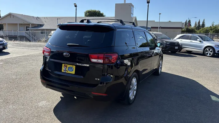 2016 KIA Sedona EX