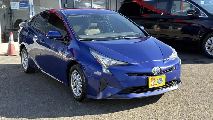 2017 TOYOTA Prius Four