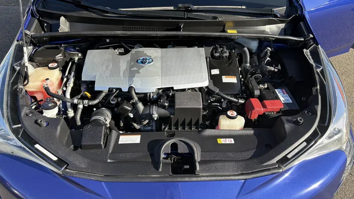 2017 TOYOTA Prius Four