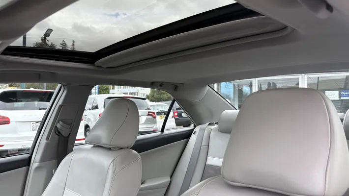 2012 TOYOTA Camry Hybrid