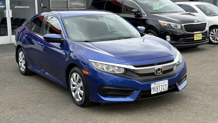 2016 HONDA Civic LX