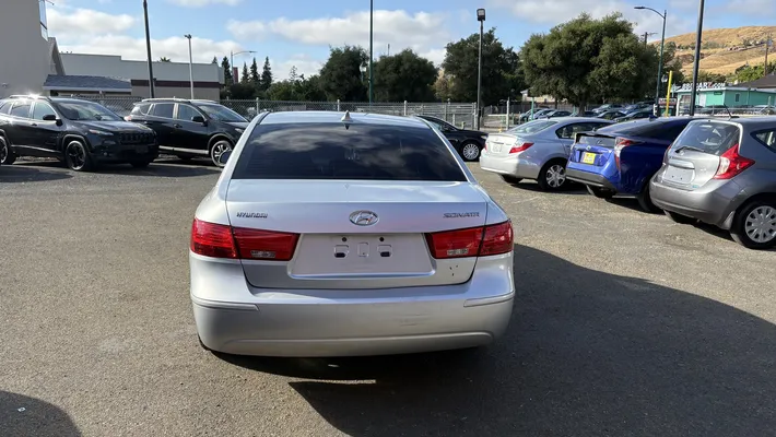 2009 HYUNDAI Sonata