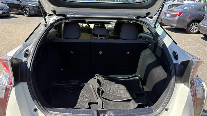 2016 TOYOTA Prius Two Eco