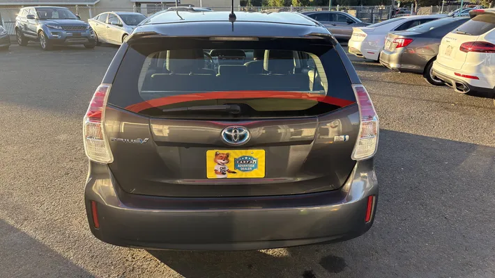 2016 TOYOTA Prius V