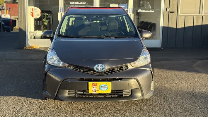 2016 TOYOTA Prius V