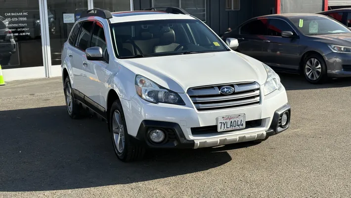 2014 SUBARU Outback 3.6R Limited 
