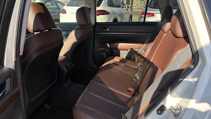 2014 SUBARU Outback 3.6R Limited 
