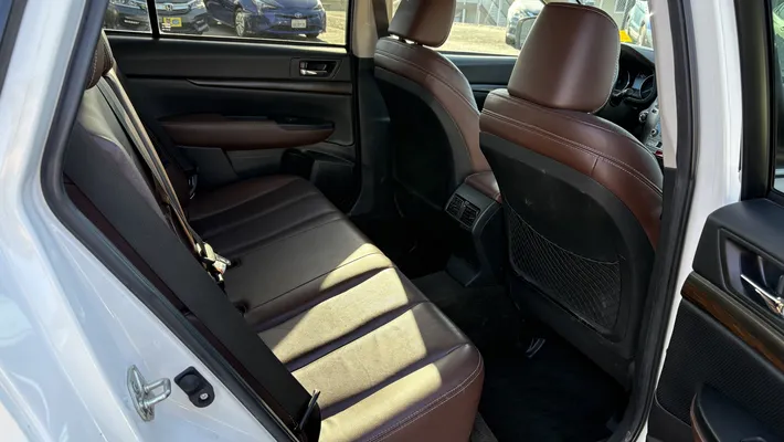 2014 SUBARU Outback 3.6R Limited 