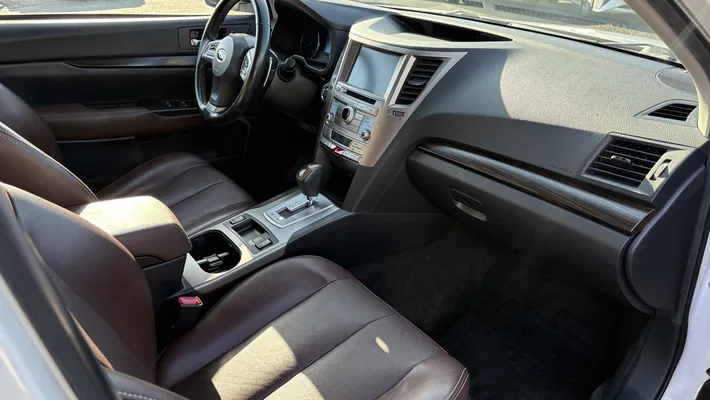 2014 SUBARU Outback 3.6R Limited 