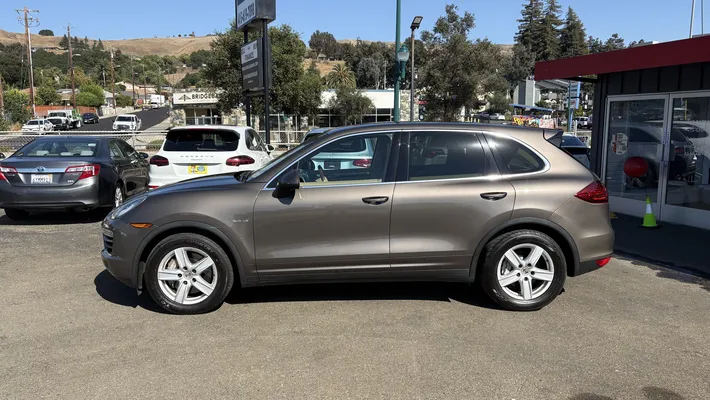 2013 PORSCHE Cayenne S Hybrid