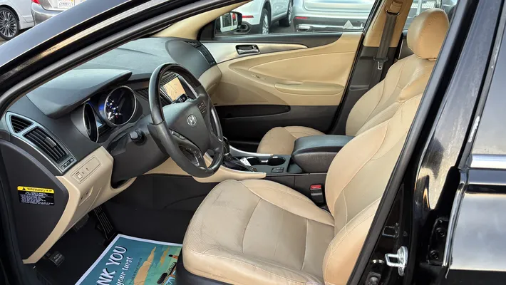 2012 HYUNDAI Sonata Middle level