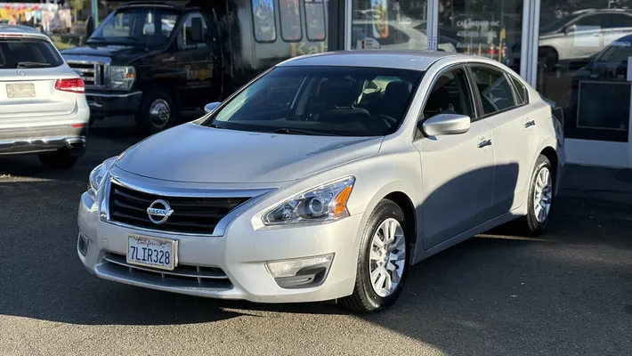 2015 NISSAN Altima