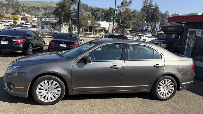 2010 FORD Fusion Hybrid