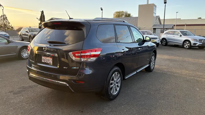 2014 NISSAN Pathfinder Hybrid