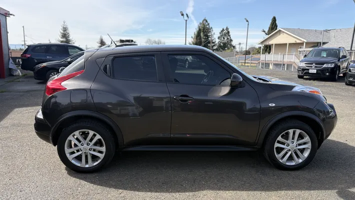 2013 NISSAN Juke AWD