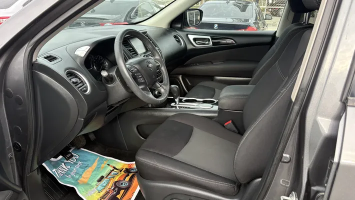 2017 NISSAN Pathfinder