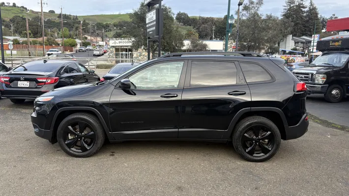 2018 JEEP Cherokee Latitude