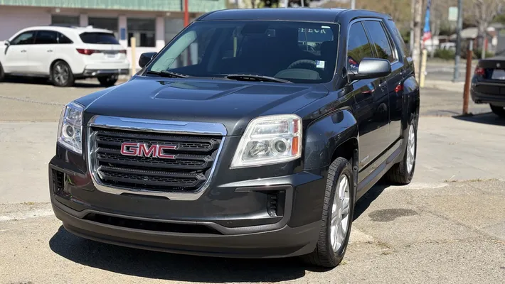 2017 GMC Terrain SLE 1