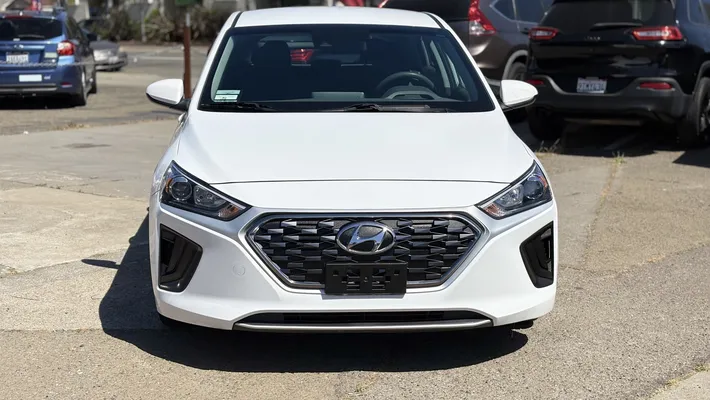 2020 HYUNDAI Ioniq Blue