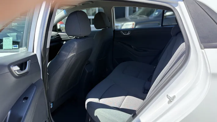 2020 HYUNDAI Ioniq Blue