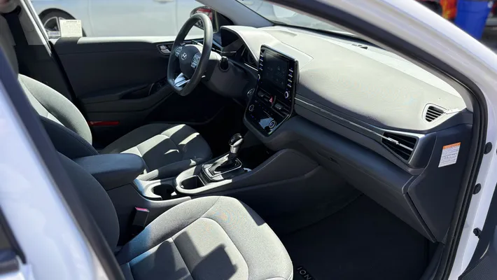 2020 HYUNDAI Ioniq Blue