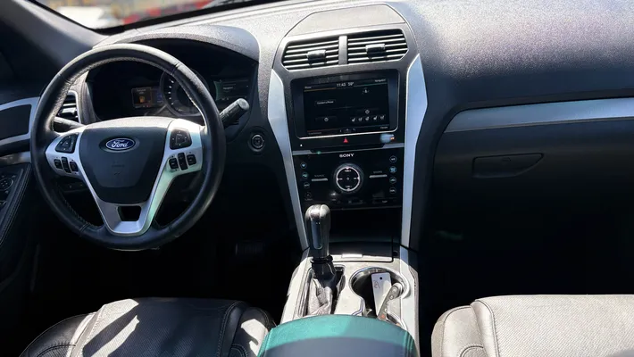 2015 FORD Explorer Sport