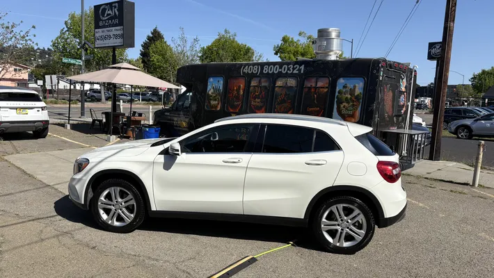 2017 MERCEDES-BENZ  GLA250-4MATIC